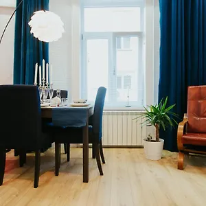 https://color-apartments-corneliu-coposu-1a-street.bucharesthotelsnow.com